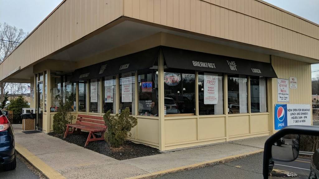 Ricks On 5 | restaurant | 765 N Colony Rd, Wallingford, CT 06492, USA | 2032940231 OR +1 203-294-0231