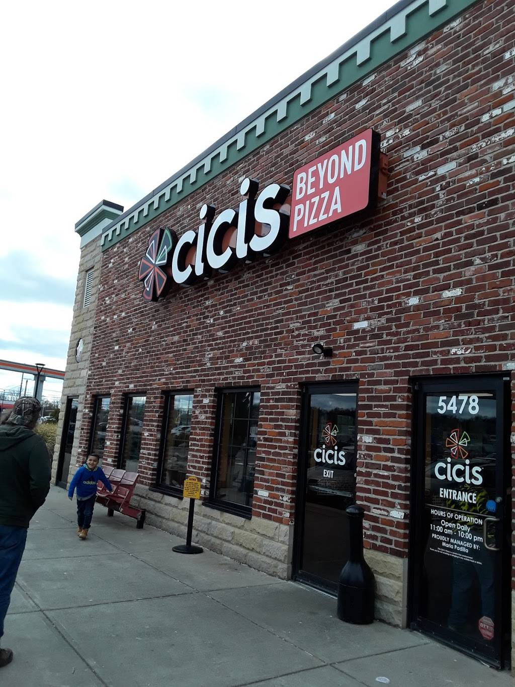 Cicis | restaurant | 5478 Dixie Hwy, Fairfield, OH 45014, USA | 5138291572 OR +1 513-829-1572