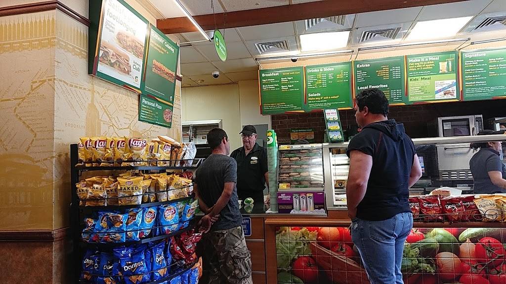 Subway Restaurants | restaurant | 801 E 8th Ave, Hialeah, FL 33010, USA | 3058882001 OR +1 305-888-2001