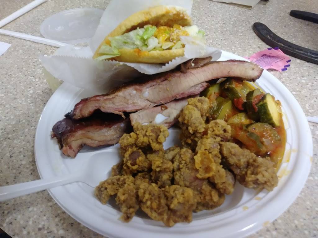 Carters Grocery | restaurant | 15901 Orange Ave, Fort Pierce, FL 34945, USA | 7724640540 OR +1 772-464-0540