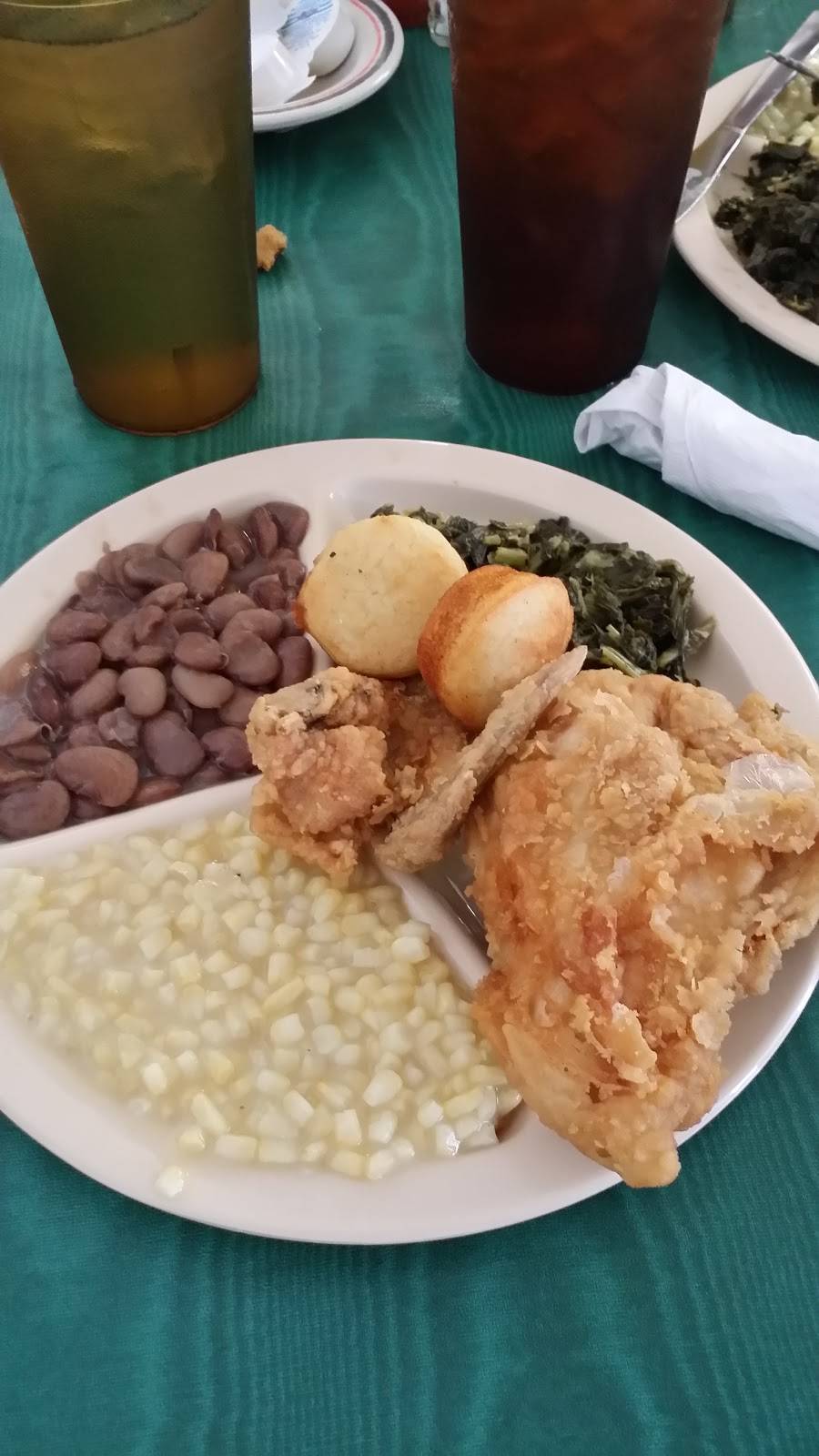 Dots Restaurant | restaurant | 18152 AL-20, Hillsboro, AL 35643, USA | 2566378002 OR +1 256-637-8002