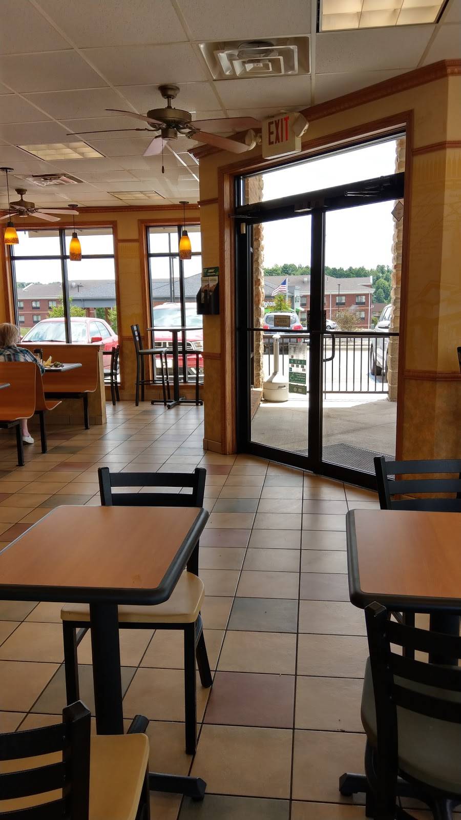 Subway Restaurants | restaurant | 30 Scarlet Oak Ln, Bridgeport, WV 26330, USA | 3049333054 OR +1 304-933-3054
