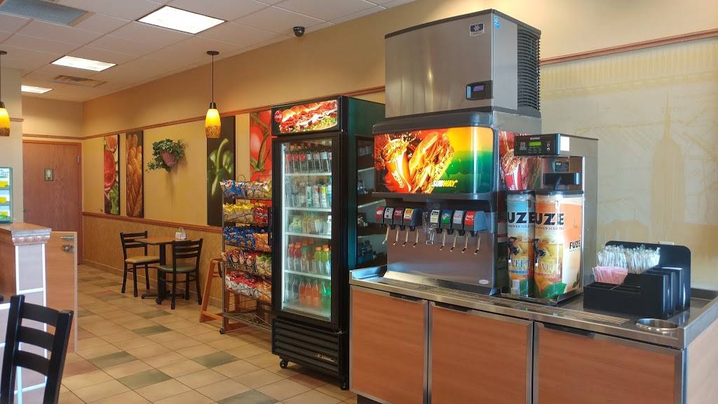 Subway | restaurant | 1376 E Penn St, Muncy, PA 17756, USA | 5709350466 OR +1 570-935-0466