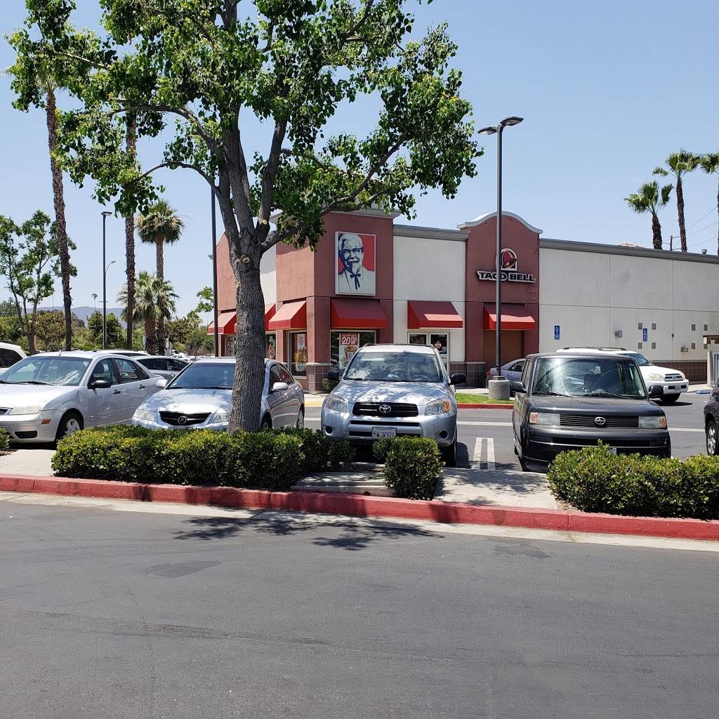 KFC | restaurant | 1300 E Ontario Ave, Corona, CA 92881, USA | 9512795321 OR +1 951-279-5321