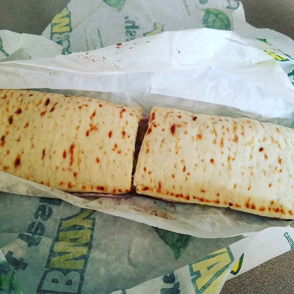 Subway | restaurant | 2216 Madison Ave, Granite City, IL 62040, USA | 6184512859 OR +1 618-451-2859