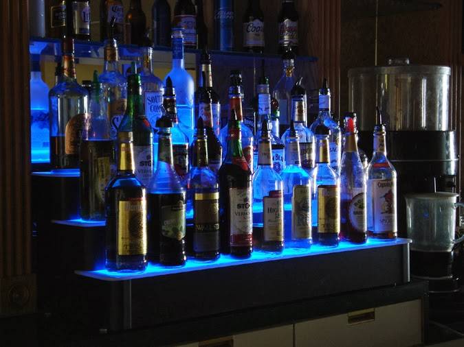 Hennessys Bar & Grille | restaurant | 3980 Tampa Rd, Oldsmar, FL 34677, USA | 8138542255 OR +1 813-854-2255