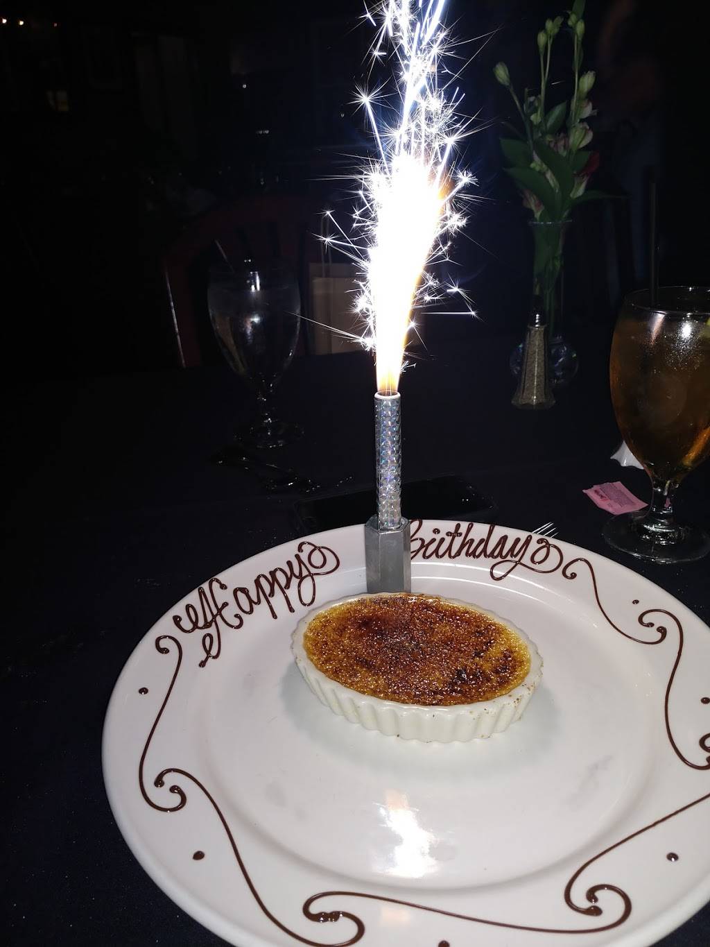 Connected | restaurant | 3218 N Dries Ln, Peoria, IL 61604, USA | 3096865925 OR +1 309-686-5925