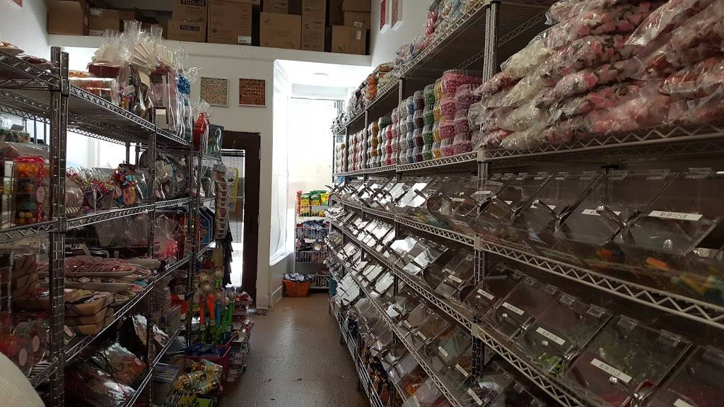 The Chocolate Girl | restaurant | 524 N La Brea Ave, Los Angeles, CA 90036, USA | 3234247990 OR +1 323-424-7990