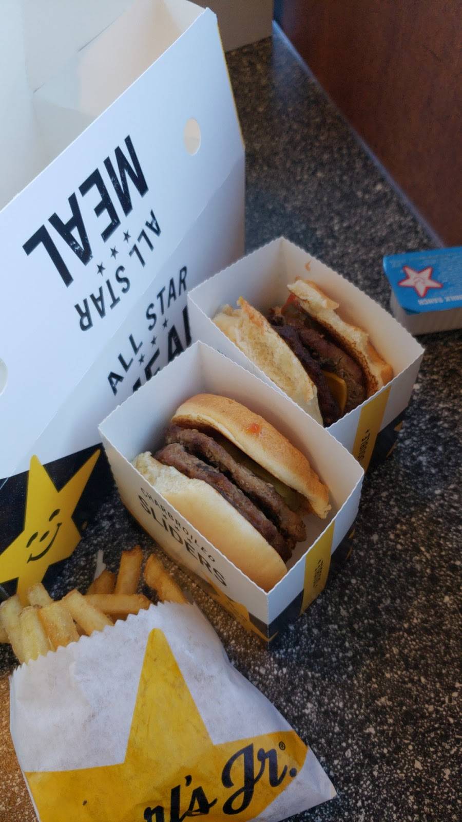 Carls Jr. | restaurant | 2795 Fulton Ave, Sacramento, CA 95821, USA | 9164862894 OR +1 916-486-2894