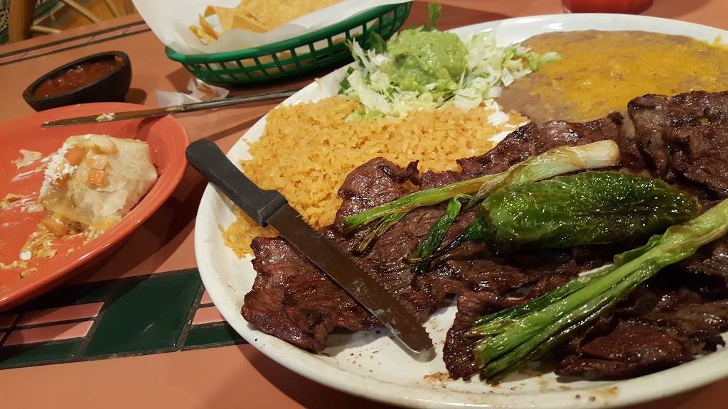 Casa Ramos Mexican Restaurant | restaurant | 2001 Main St, Red Bluff, CA 96080, USA | 5305272684 OR +1 530-527-2684