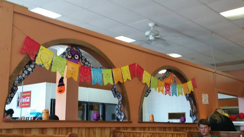 El Rinconcito | restaurant | 2 College Plaza, Statesboro, GA 30458, USA | 9128715502 OR +1 912-871-5502