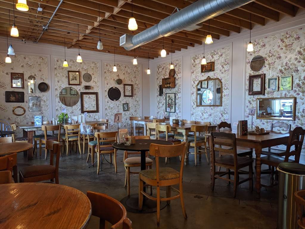 Le Petit Marche | restaurant | 1984 Hosea L Williams Dr NE, Atlanta, GA 30317, USA | 4043719888 OR +1 404-371-9888