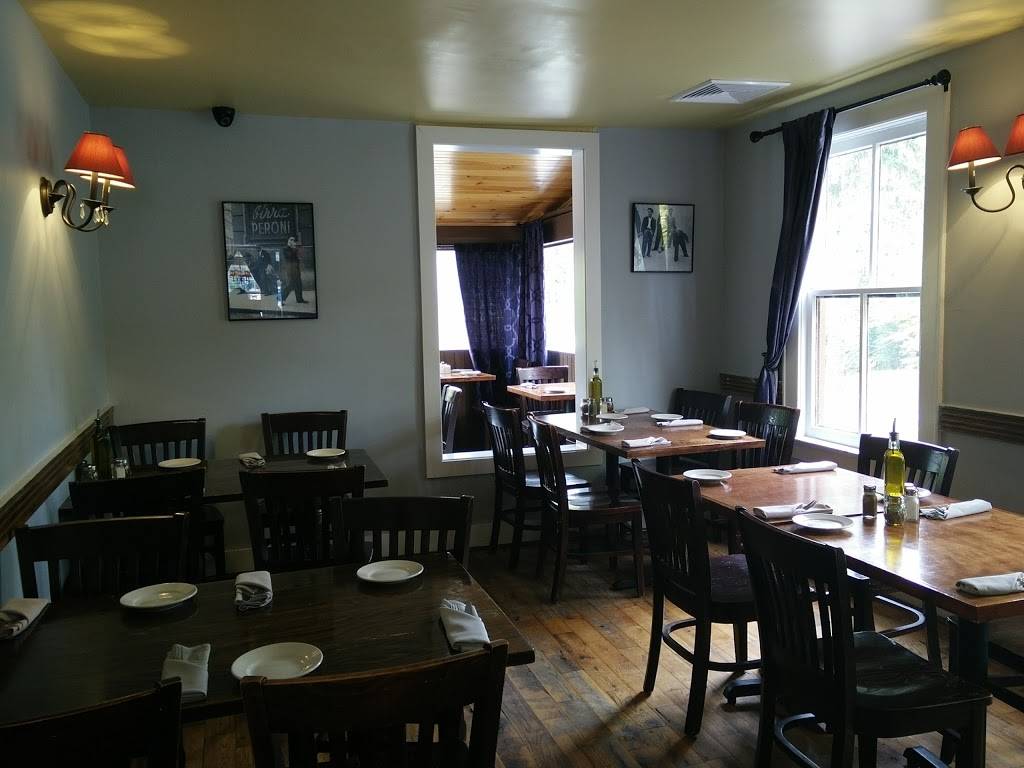 Paccis Trattoria | restaurant | 6 Post Office Rd, Silver Spring, MD 20910, USA | 3015880867 OR +1 301-588-0867