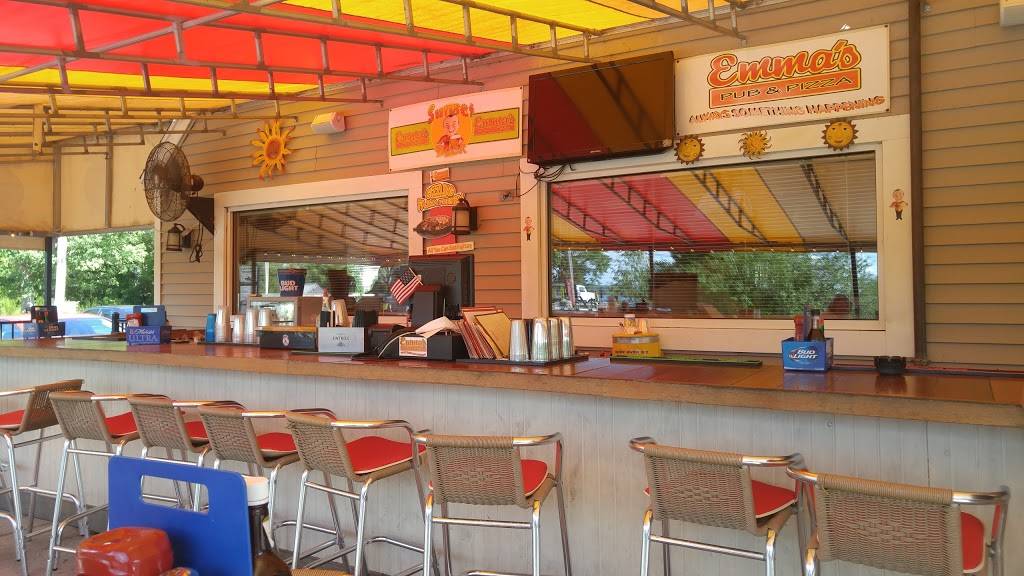 Emmas Pub & Pizza | restaurant | 130 Mansfield Ave, Norton, MA 02766, USA | 5082858814 OR +1 508-285-8814