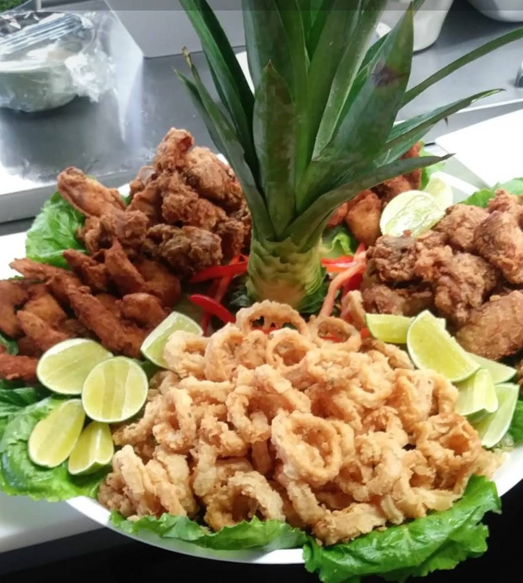 Boca Marina Restaurant and Bar | restaurant | 379 Woodcleft Ave, Freeport, NY 11520, USA | 5166236160 OR +1 516-623-6160