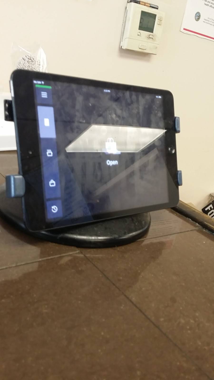 The Banana Leaf Restaurant | restaurant | 1948 E 79th St, Chicago, IL 60649, USA | 7739027472 OR +1 773-902-7472