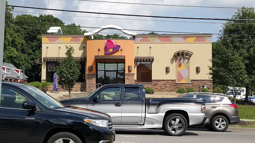 Taco Bell | meal takeaway | 5152 N High St, Columbus, OH 43214, USA | 6144364070 OR +1 614-436-4070