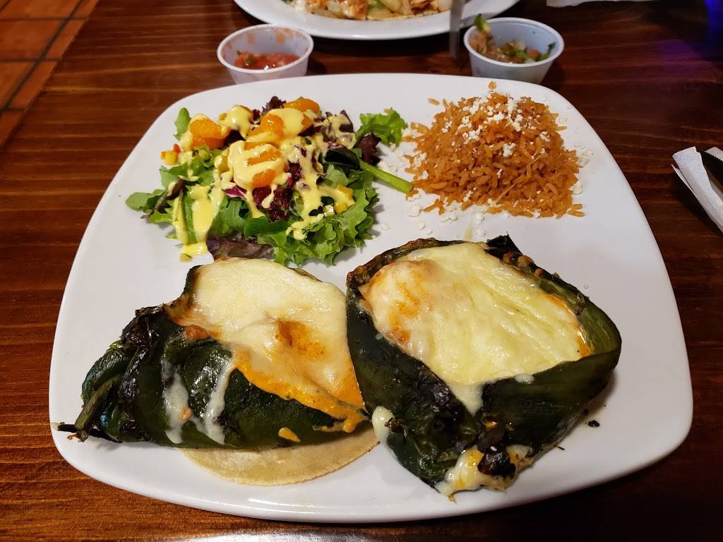 La Tequila | restaurant | 35 W Hwy 246, Buellton, CA 93427, USA | 8056977776 OR +1 805-697-7776