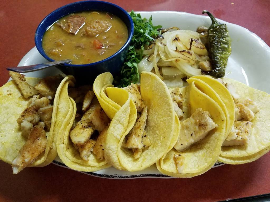 Memo’s Mexican Restaurant & Bar | restaurant | 407 Plum St, Lampasas, TX 76550, USA | 5125645166 OR +1 512-564-5166