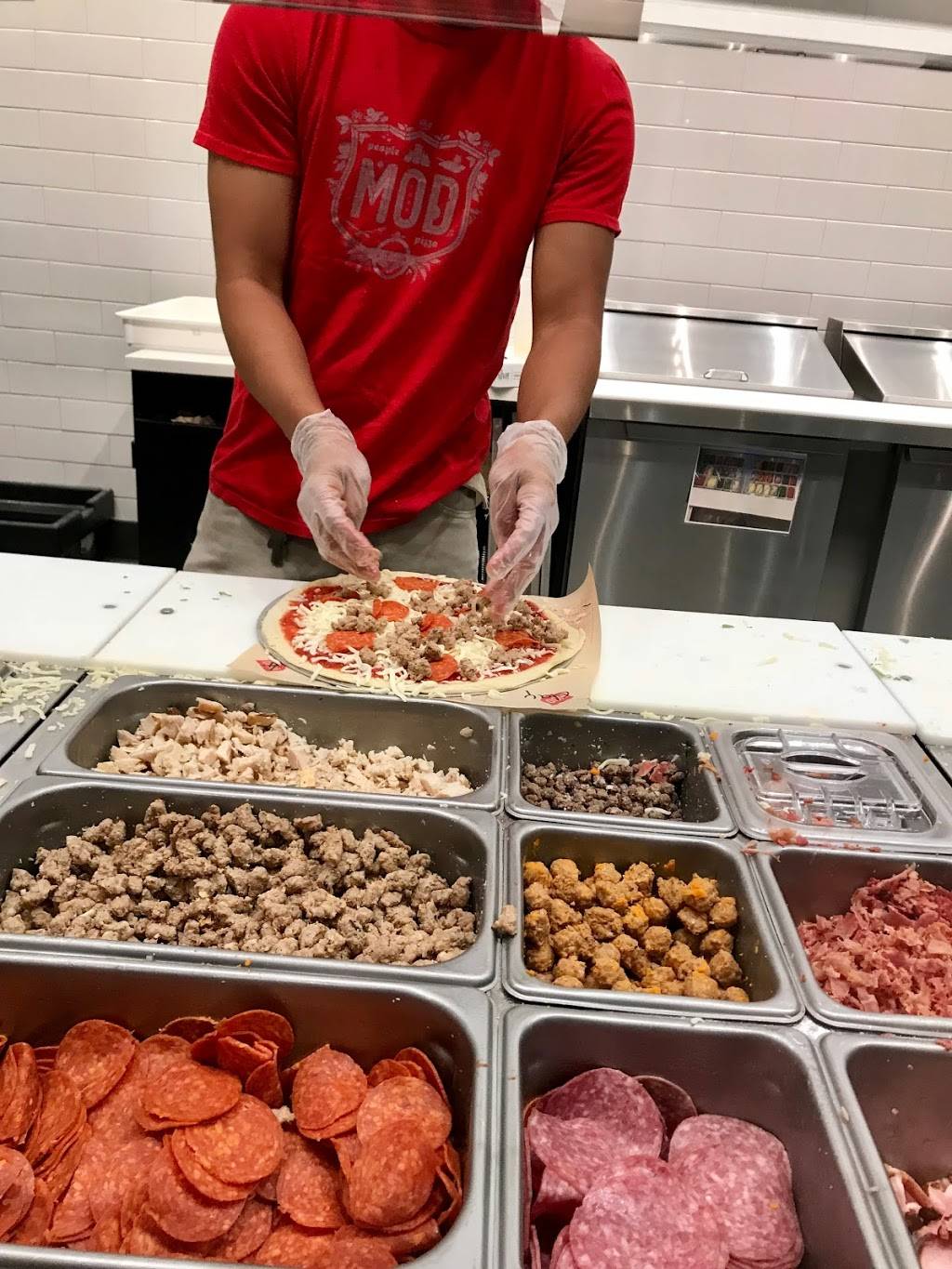 MOD Pizza | restaurant | 3861 N Lakewood Blvd #110, Long Beach, CA 90846, USA | 5623174671 OR +1 562-317-4671