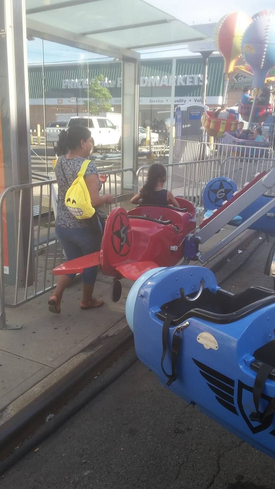 Glenlo Tavern | restaurant | 6418 Fresh Pond Rd, Ridgewood, NY 11385, USA | 7184180661 OR +1 718-418-0661