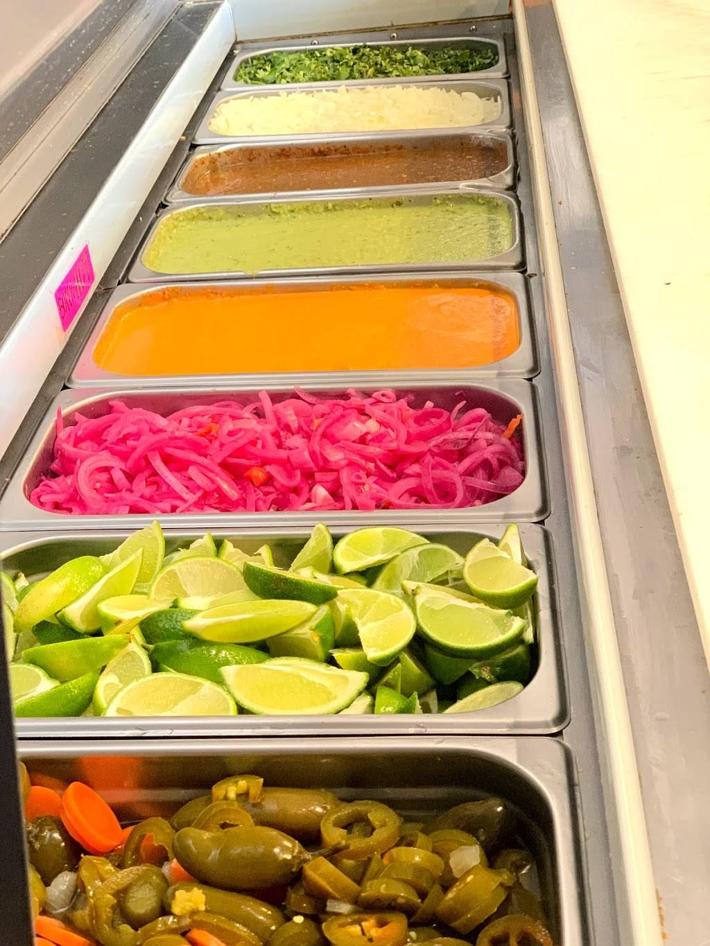 Jalapeño Tacos Kc | restaurant | 8140 NW Prairie View Rd, Kansas City, MO 64151, USA | 8167415665 OR +1 816-741-5665