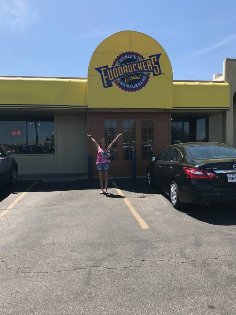 Fuddruckers | restaurant | 2301 E Central Texas Expy Ste. 106, Killeen, TX 76543, USA | 2546997700 OR +1 254-699-7700
