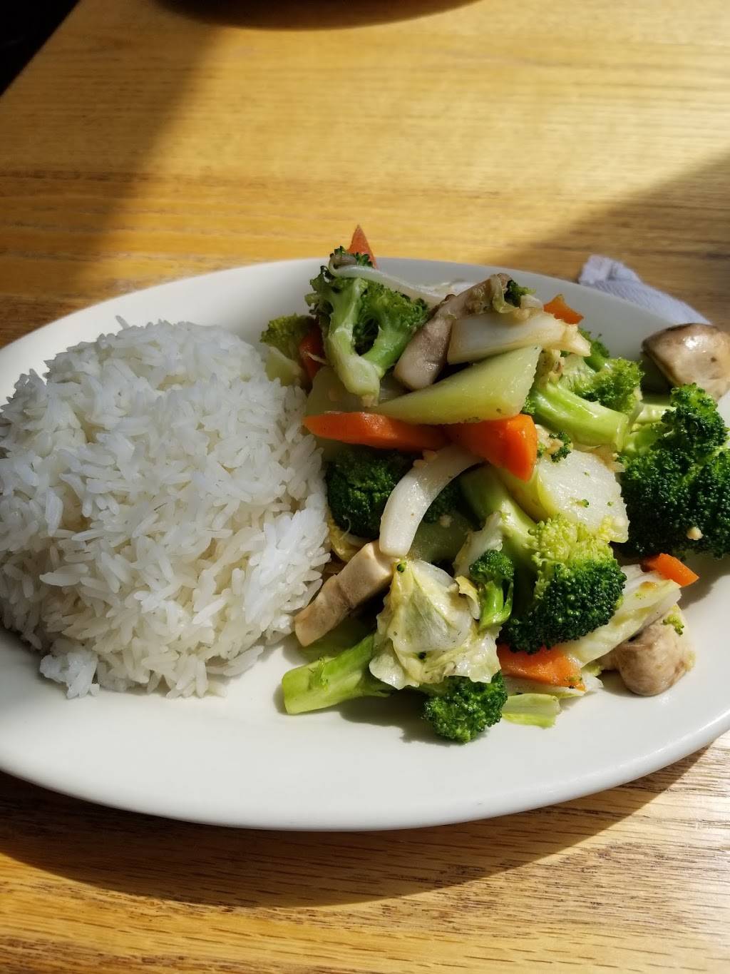 Googoos Table | restaurant | 3507, 4356 W Armitage Ave, Chicago, IL 60639, USA | 7732273999 OR +1 773-227-3999