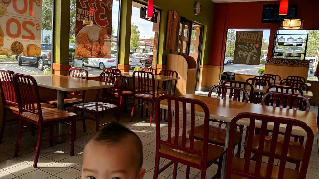 Popeyes Louisiana Kitchen | restaurant | 2801 Agoura Rd, Westlake Village, CA 91361, USA | 8054943191 OR +1 805-494-3191