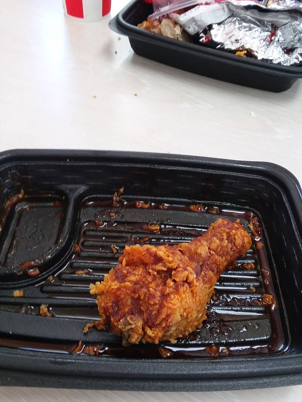 KFC | restaurant | 556 Newtown Rd, Virginia Beach, VA 23462, USA | 7574909727 OR +1 757-490-9727