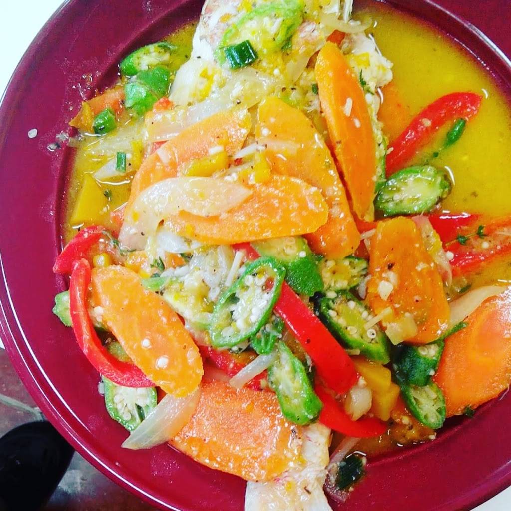 Chellys Jamaican Restaurant | restaurant | 9160 W Commercial Blvd, Sunrise, FL 33351, USA | 9545865077 OR +1 954-586-5077