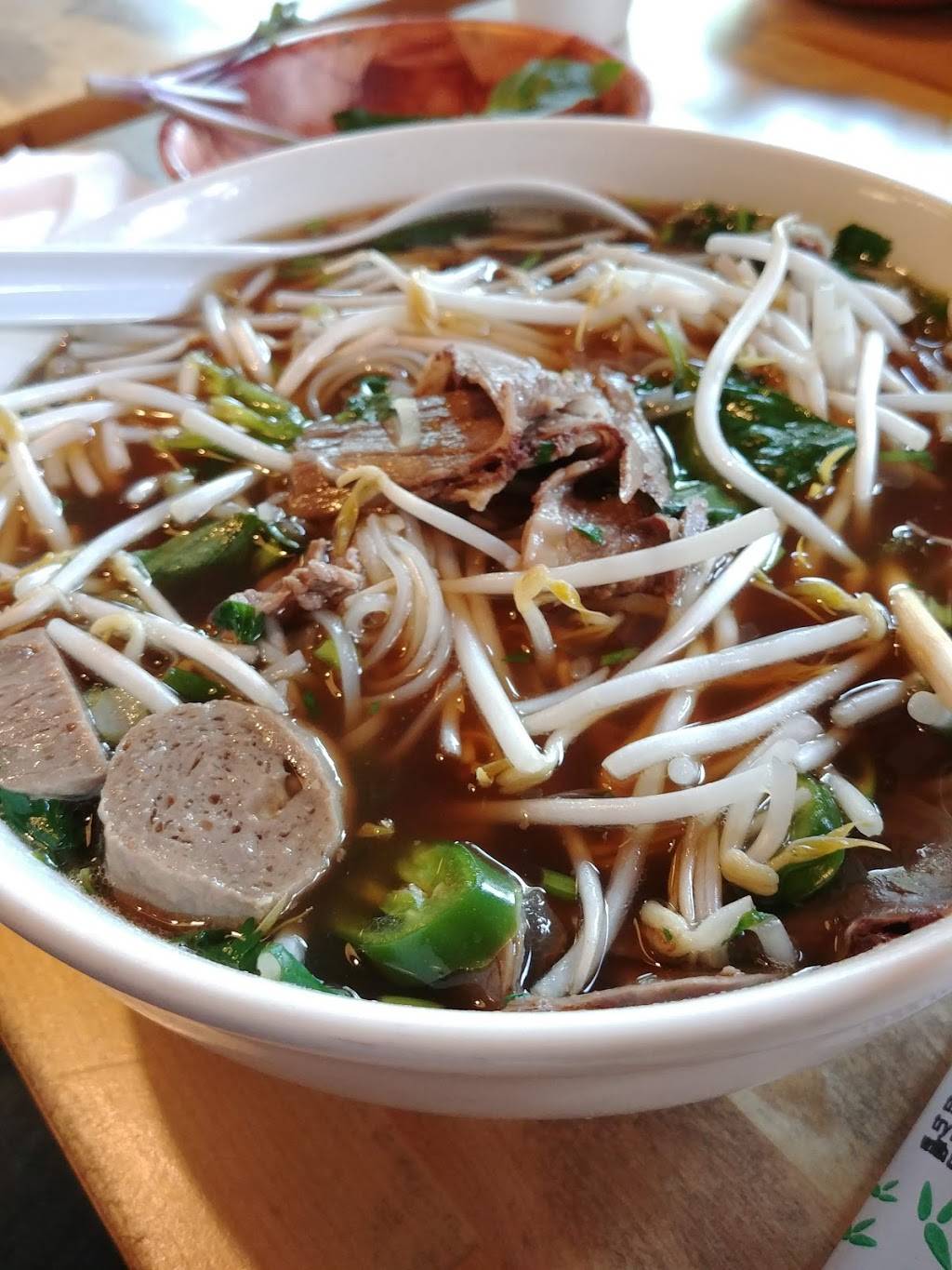 LES NOODLE | restaurant | 1717 Montrose Blvd, Houston, TX 77006, USA | 8325826122 OR +1 832-582-6122