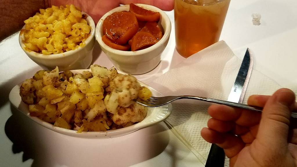 Hot Plate Soul Kitchen | restaurant | 201 E 3rd St, Bethlehem, PA 18015, USA | 6104190498 OR +1 610-419-0498