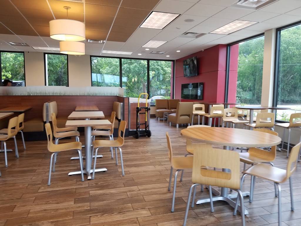 Wendys | restaurant | 99700 S, Overseas Hwy, Key Largo, FL 33037, USA | 3057835198 OR +1 305-783-5198
