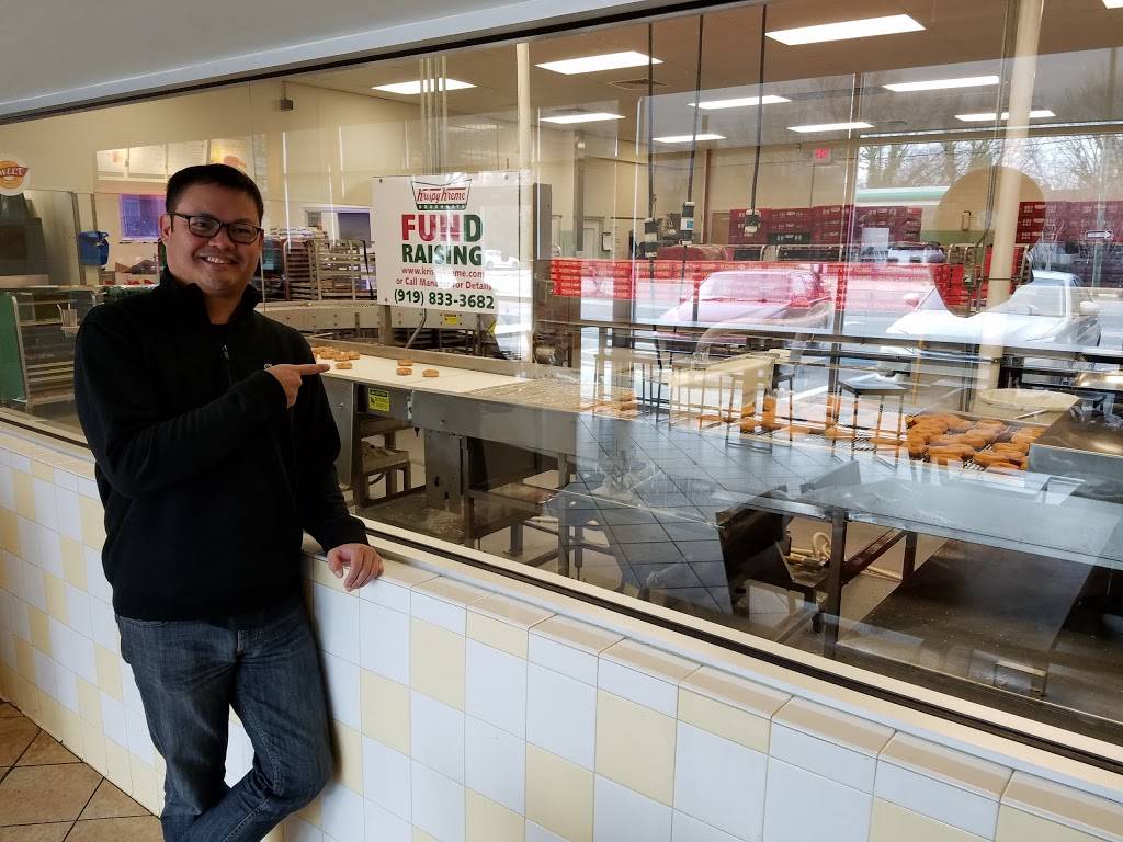 Krispy Kreme | bakery | 549 N Person St, Raleigh, NC 27604, USA | 9198333682 OR +1 919-833-3682