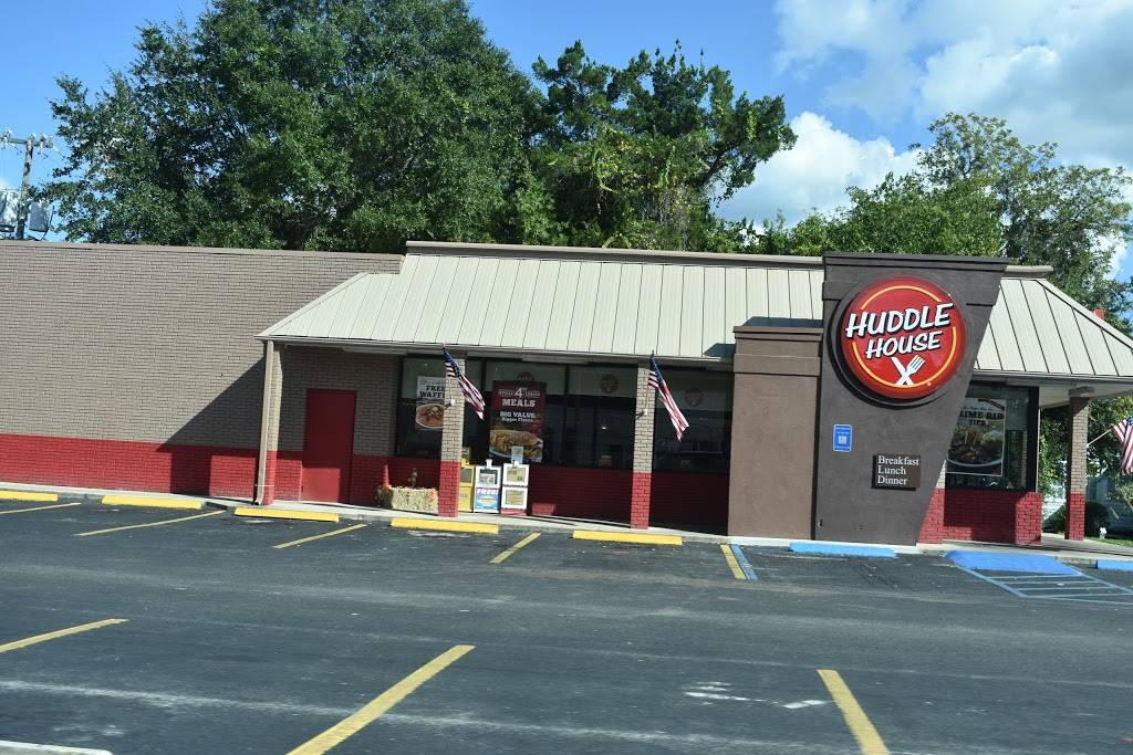 Huddle House | restaurant | 650 N Temple Ave, Starke, FL 32091, USA | 9049642236 OR +1 904-964-2236