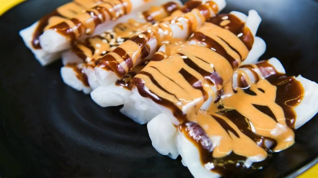 E Noodle（粥麵館) Brooklyn | restaurant | 8619 5th Ave, Brooklyn, NY 11209, USA | 7182383303 OR +1 718-238-3303