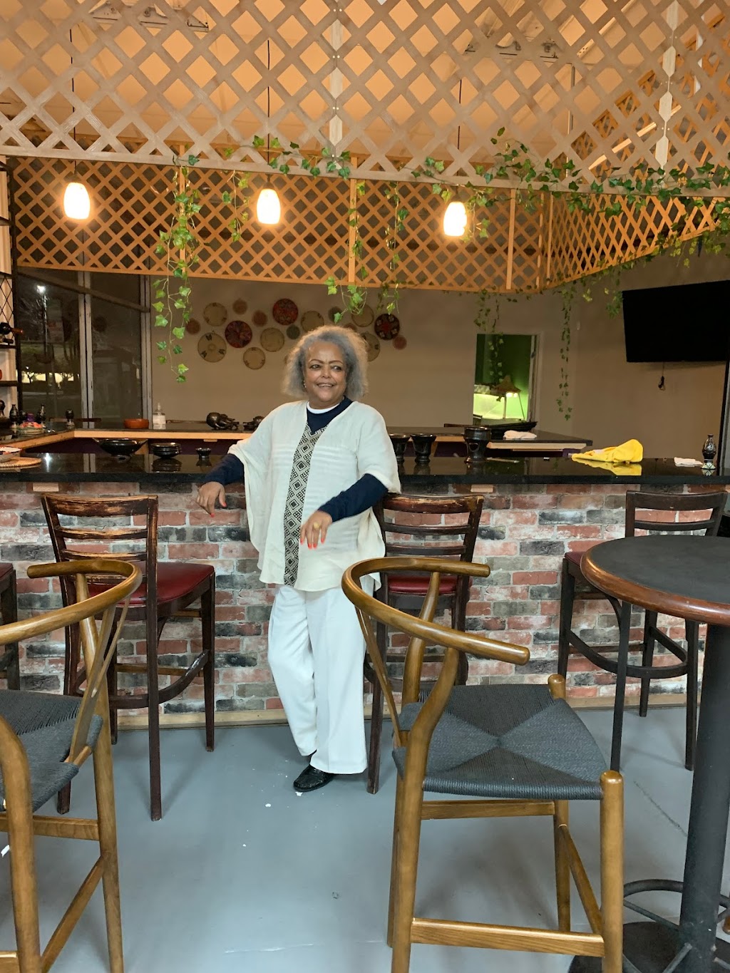 Ras Dashen Ethiopian Restaurant, Cafe & Market | restaurant | 5831 Telegraph Ave, Oakland, CA 94609, USA | 5109229412 OR +1 510-922-9412