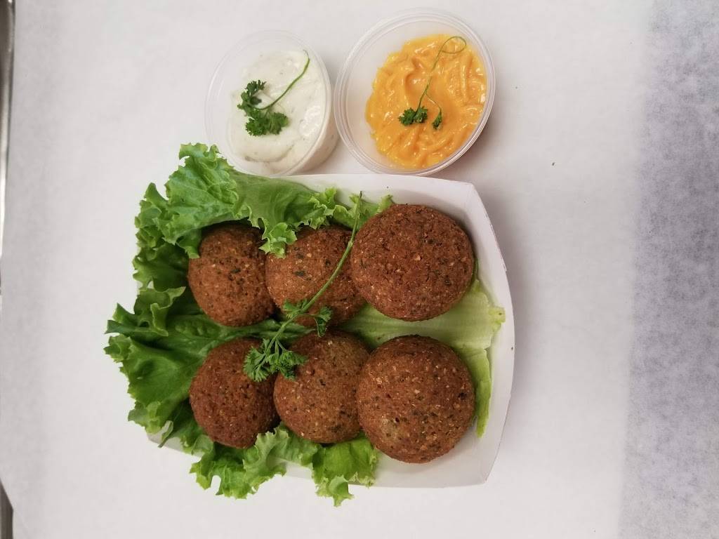 Dinos Gyros & ice cream shop | restaurant | 126 SW 148th St, Seattle, WA 98166, USA | 2068388620 OR +1 206-838-8620