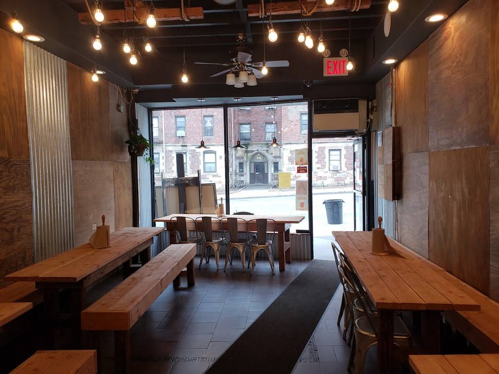 Mama Pio Kitchen | restaurant | 53-05 65th Pl, Maspeth, NY 11378, USA | 7184240430 OR +1 718-424-0430