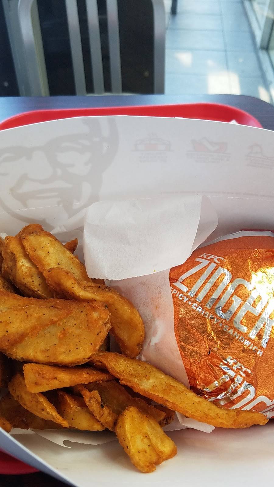 KFC | restaurant | 340 N Western Ave, Los Angeles, CA 90004, USA | 3234677421 OR +1 323-467-7421