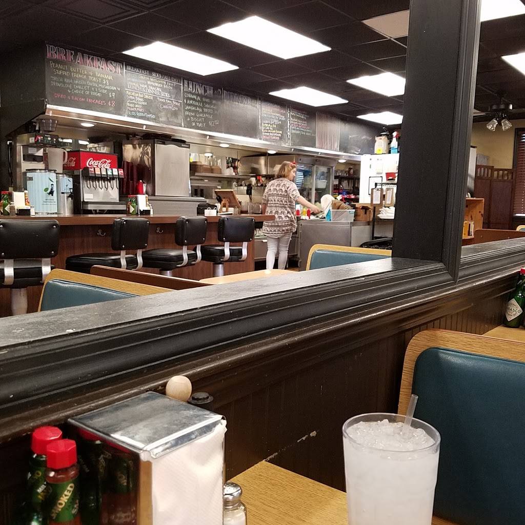 Early Bird Diner | restaurant | 1644 Savannah Hwy, Charleston, SC 29407, USA | 8432772353 OR +1 843-277-2353