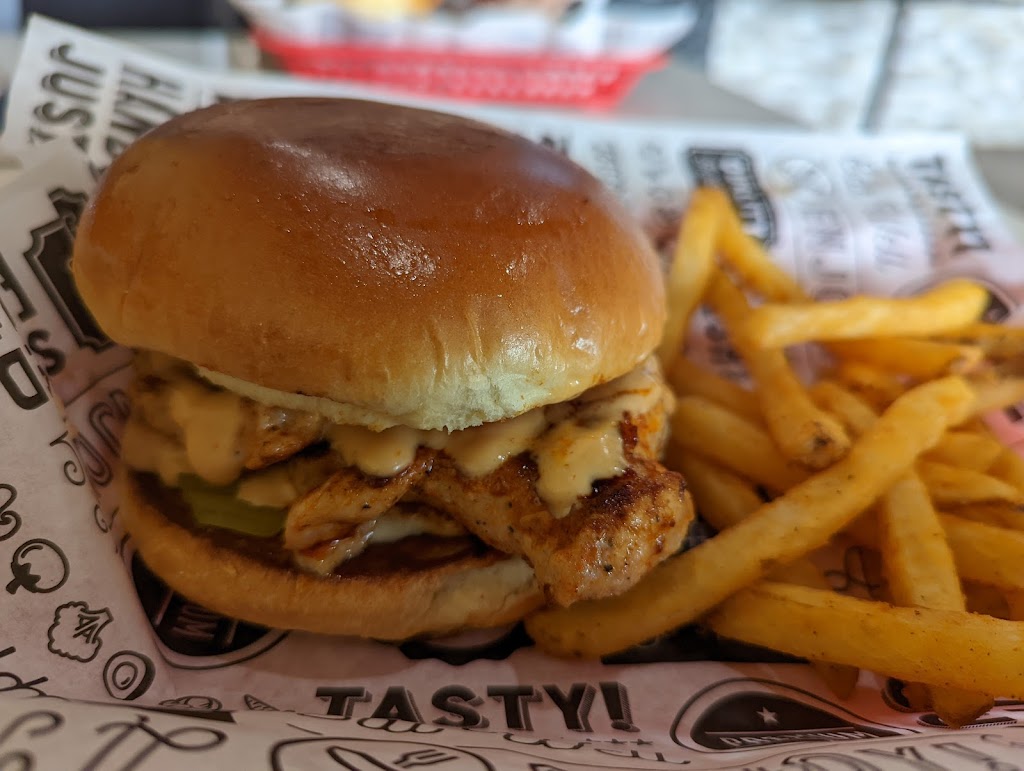 BO BURGERZ | restaurant | 258 Town Center Ln, Glendale Heights, IL 60139, USA | 6306141010 OR +1 630-614-1010