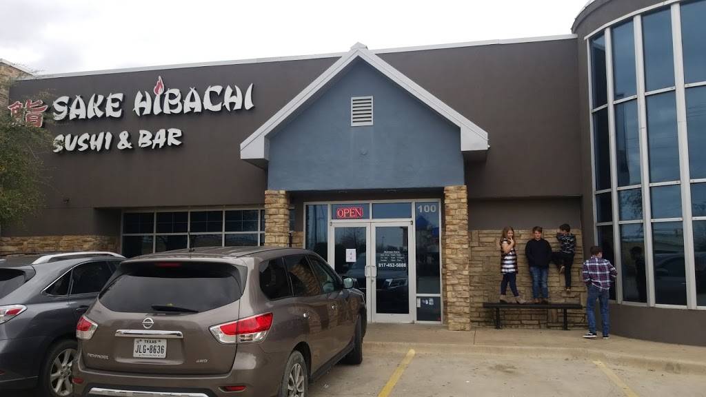 Sake Hibachi Sushi & Bar | restaurant | 100 W Debbie Ln, Mansfield, TX 76063, USA | 8174535888 OR +1 817-453-5888