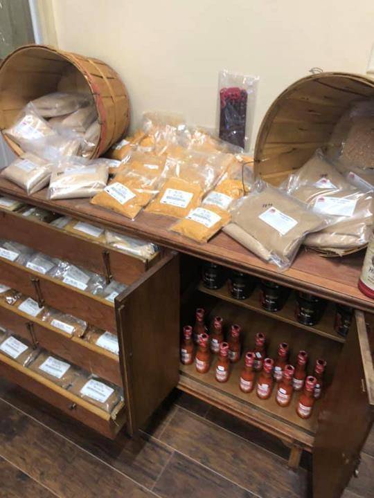 The Butcher Block | restaurant | 106 W Bremer Ave, Waverly, IA 50677, USA | 3195592166 OR +1 319-559-2166