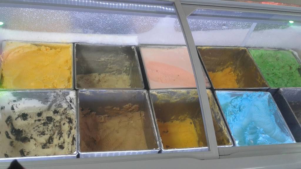 La Gusgueria | restaurant | 14680 Wallisville Rd, Houston, TX 77049, USA | 3465715183 OR +1 346-571-5183