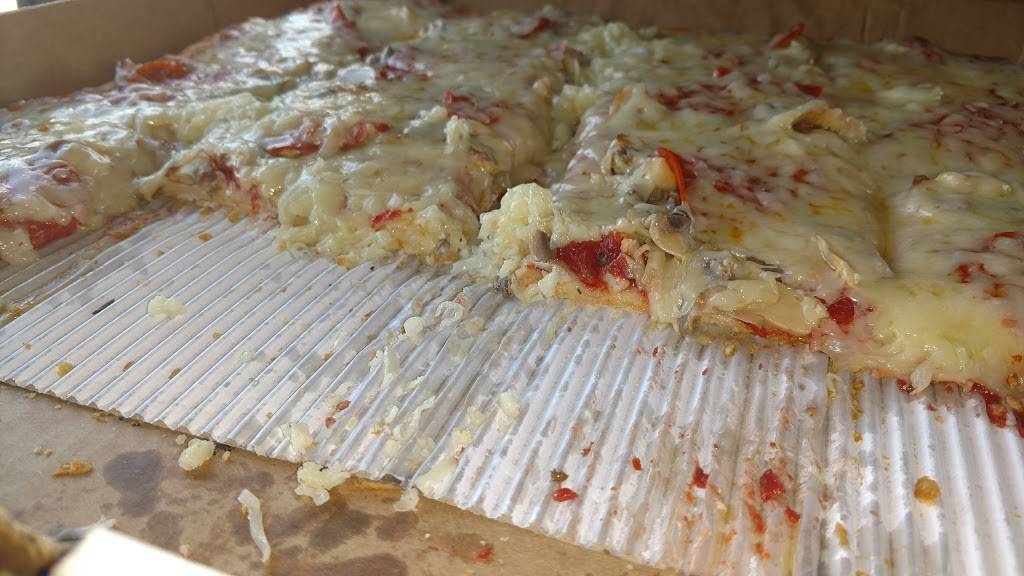 Wallys Pizza | restaurant | 805 Miller St, Caldwell, OH 43724, USA | 7407324241 OR +1 740-732-4241