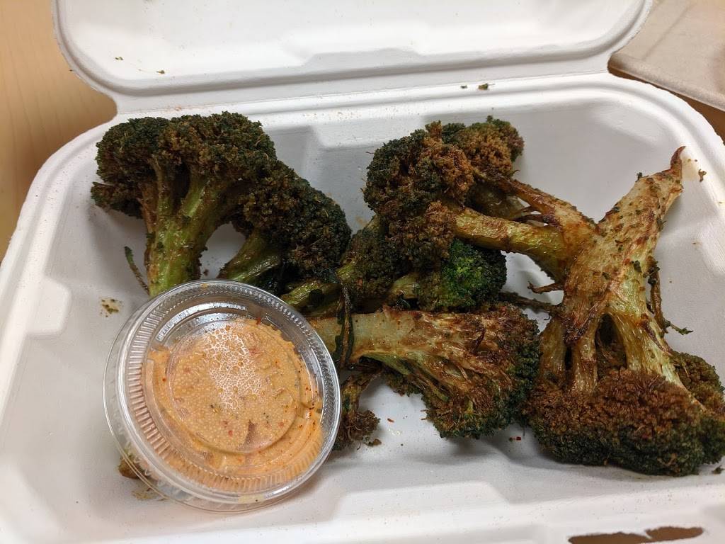 Bigs Chicken 4606 NE Glisan St, Portland, OR 97213 | restaurant | 4606 NE Glisan St, Portland, OR 97213, USA | 9712550358 OR +1 971-255-0358