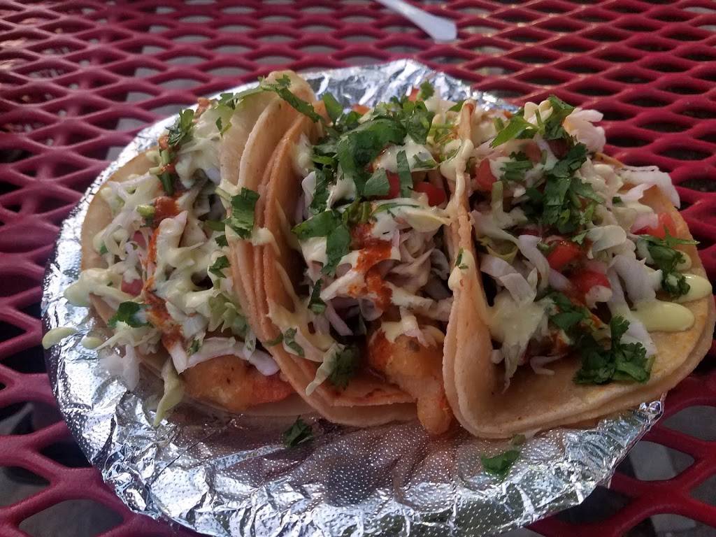 Mariscos Chikalisport Bar | restaurant | 212 S K St, Tulare, CA 93274, USA | 5596852421 OR +1 559-685-2421