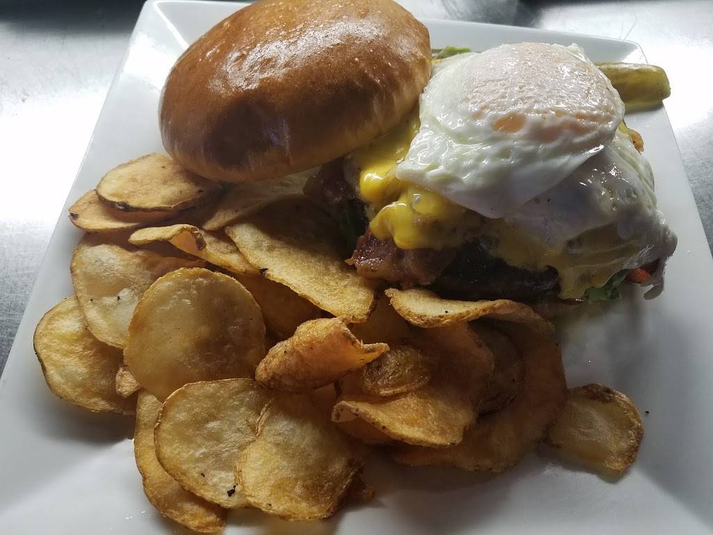 ZoGos Sports Grill & Video Gaming | restaurant | 2325 Sheridan Rd, Zion, IL 60099, USA | 2247897332 OR +1 224-789-7332